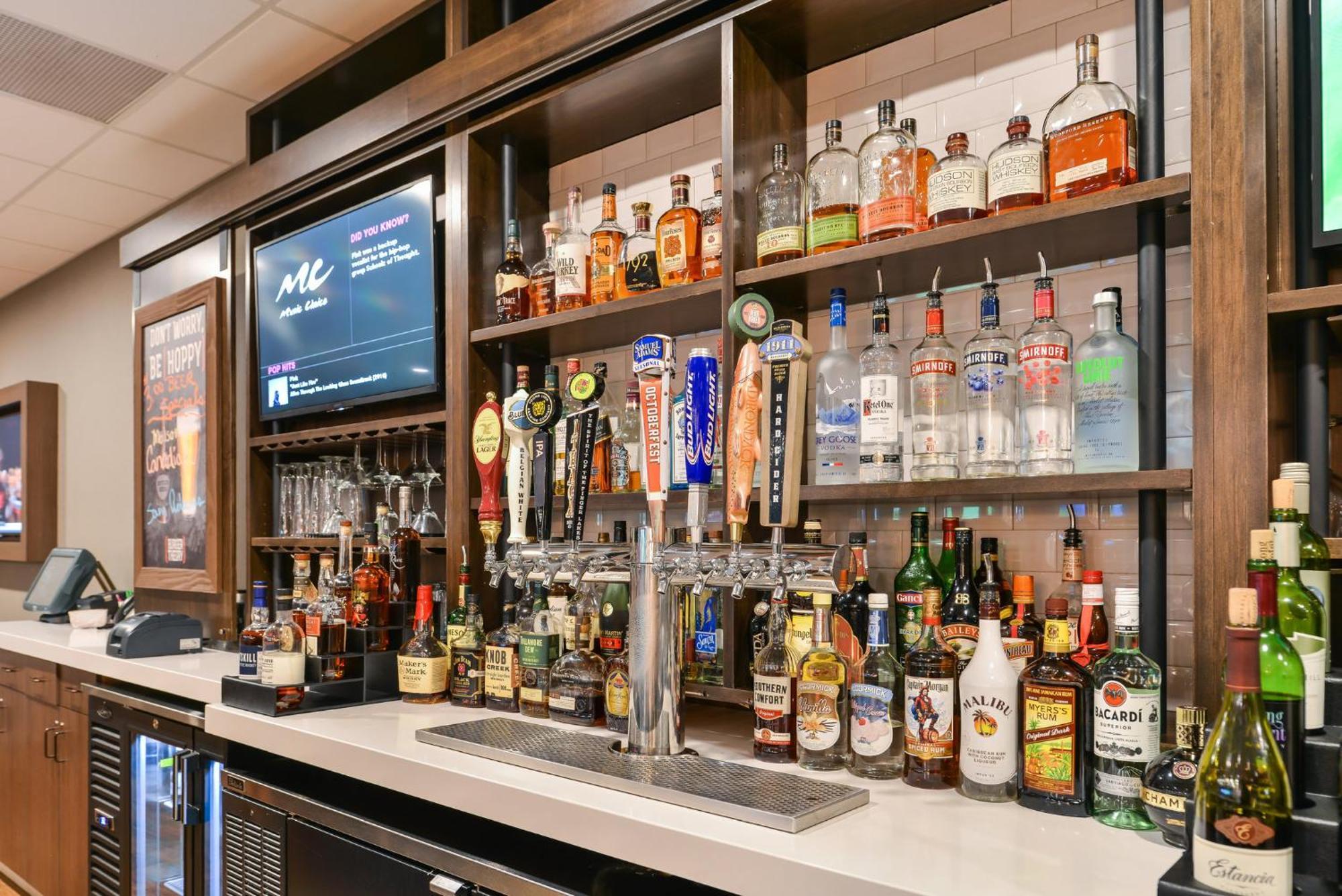 Auburn-finger Lakes Region By Ihg Hotel 3*